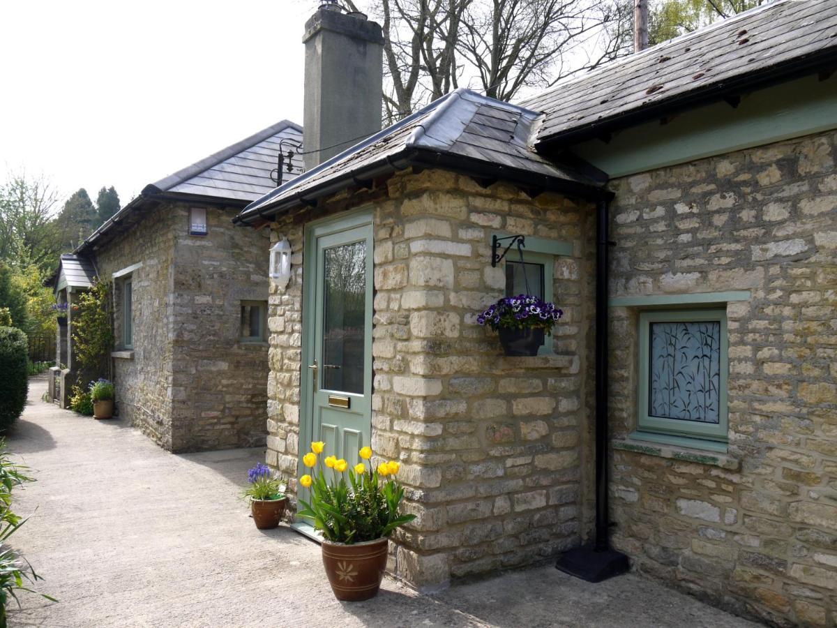 Cosy Stone Cottage, The Bungalow Perrotts Brook Cirencester Eksteriør billede